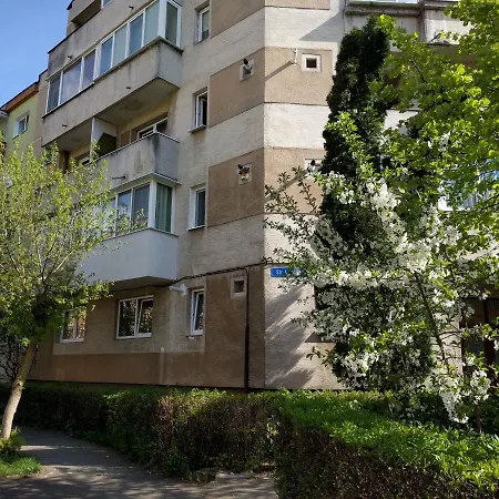 Kronstadt Studio Апартаменти *